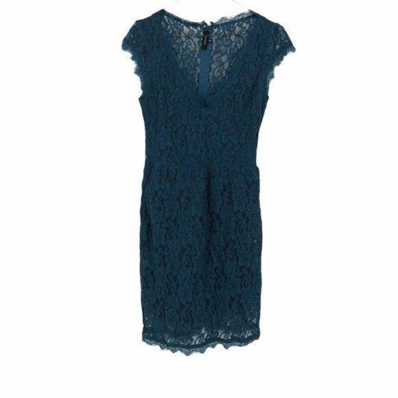 SOLD - Babaton Tobias teal lace dress size 8 - Picture 2 of 16